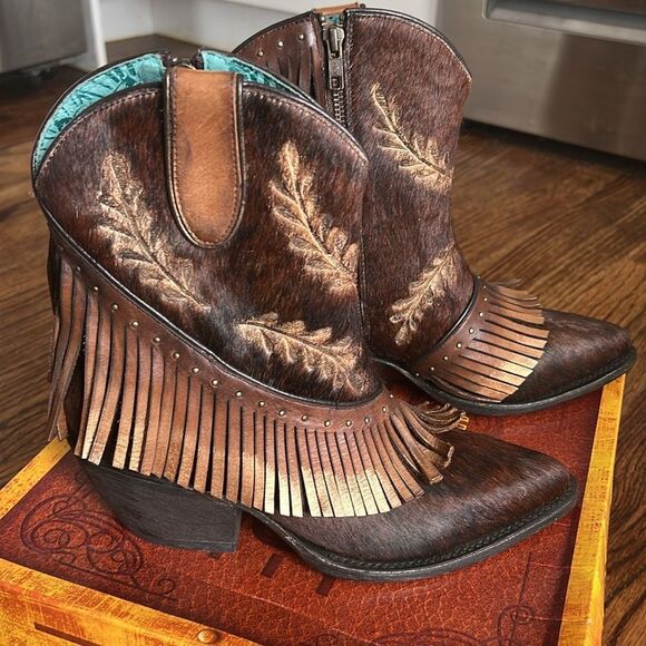 Corral Handcrafted LD Brown Fringe Laser & Studs Ankle Cowboy Boots - Picture 3 of 7